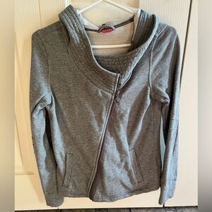 Grey Puma Sweater Women’s XS